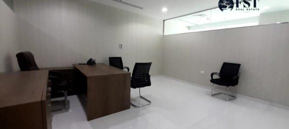 62m² Office in Business Bay, UAE No. 44731 3