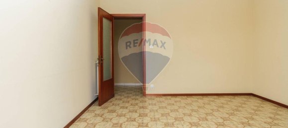 4-Zimmer Wohnung in Catania, Italy, Nr. 34945 6