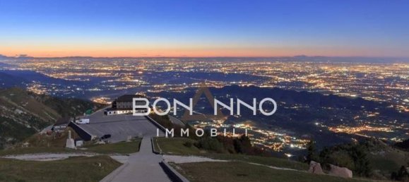 5 rooms Penthouse in Bassano del Grappa, Italy No. 29001 29