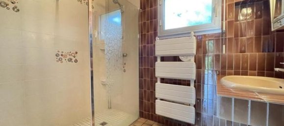 2 bedrooms Villa in Locmine, France No. 309427 11