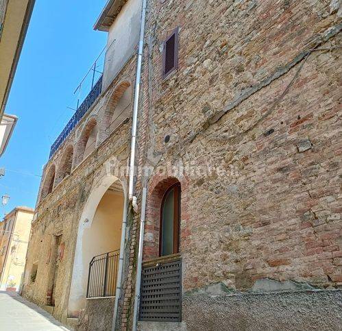 4 bedrooms Apartment in Cinigiano, Italy No. 145560