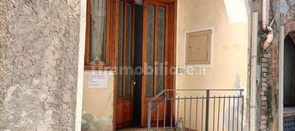4 bedrooms Apartment in Cinigiano, Italy No. 145560 3