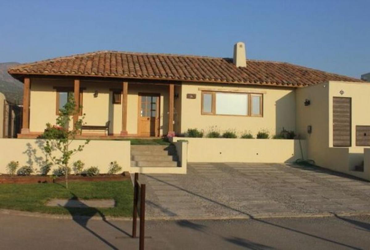 4 bedrooms House in Chacabuco, Chile No. 3177