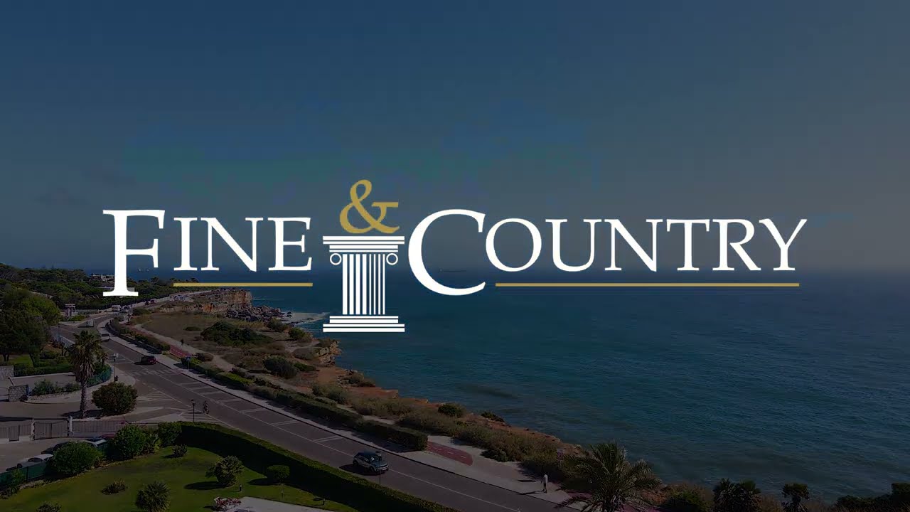 4 bedrooms Apartment in Cascais, Portugal No. 127296