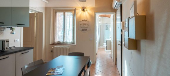 Apartamento de 2 dormitorios en Modena, Italy No. 381667 5