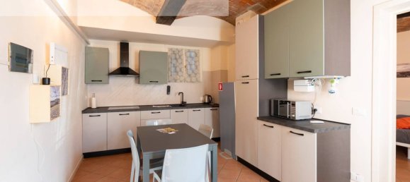 Apartamento de 2 dormitorios en Modena, Italy No. 381667 4