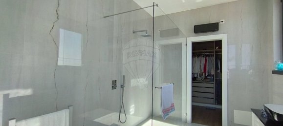 Casa T5 em Guia, Portugal N.º 30052 13