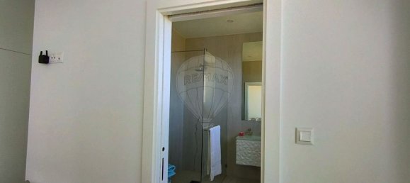 Casa T5 em Guia, Portugal N.º 30052 11