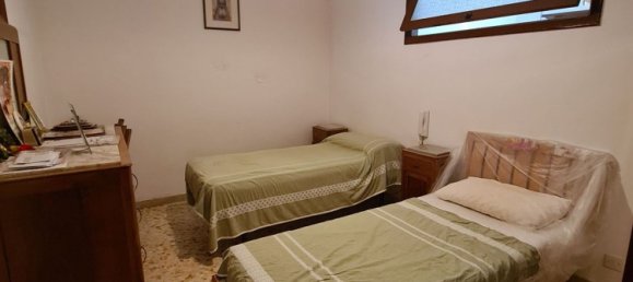 6 Schlafzimmer Haus in Capriati a Volturno, Italy, Nr. 377923 5