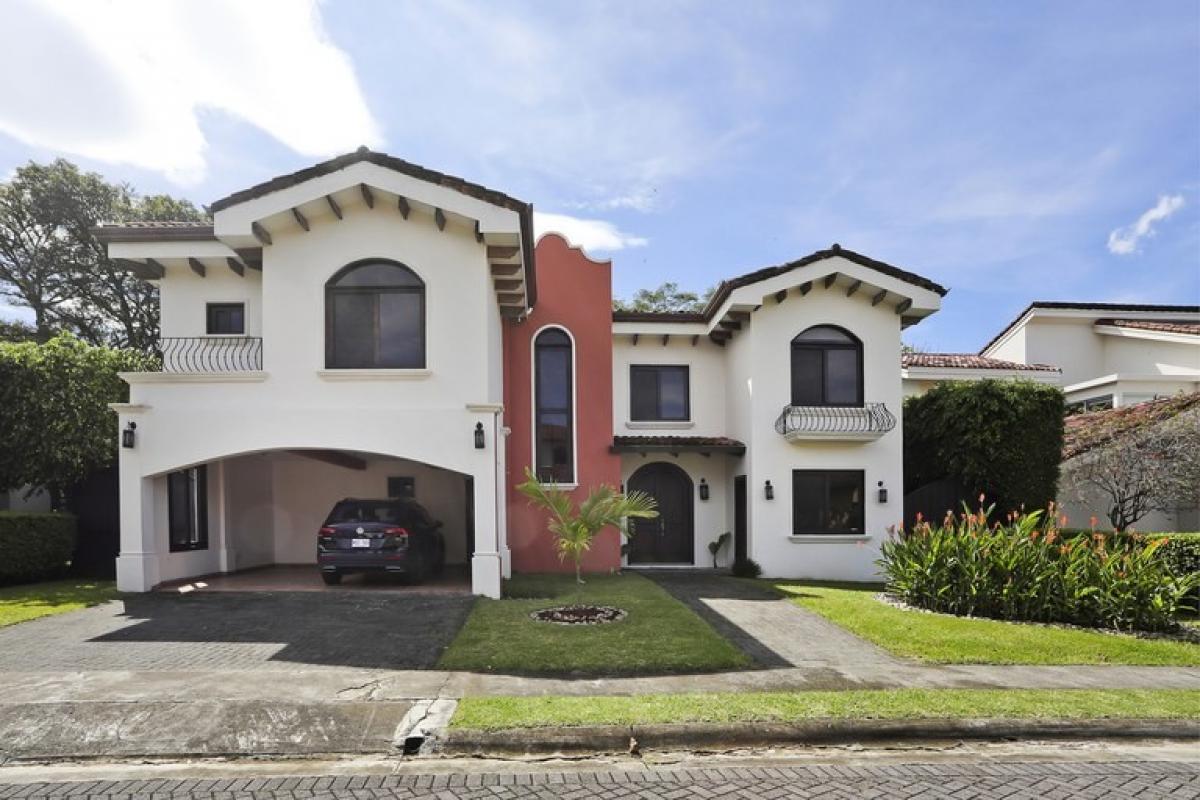 Casa T4 em Santa Ana, Costa Rica N.º 325