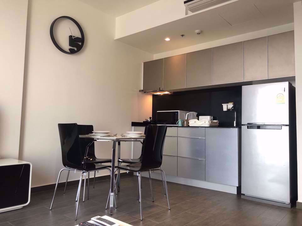 Кондоминиум  с 1 спальней в Ваттхана, Таиланд № 10480