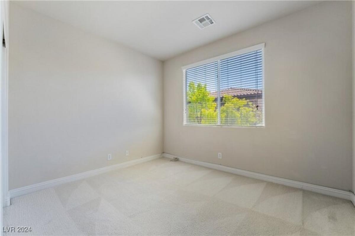 3 bedrooms House in Las Vegas, USA No. 381076