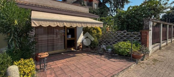 Propriété commerciale à Acquanegra Cremonese, Italy 110m² No. 359737 20