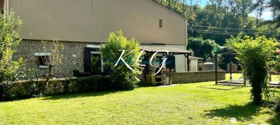 3 bedrooms House in Jouy, France No. 240229 10