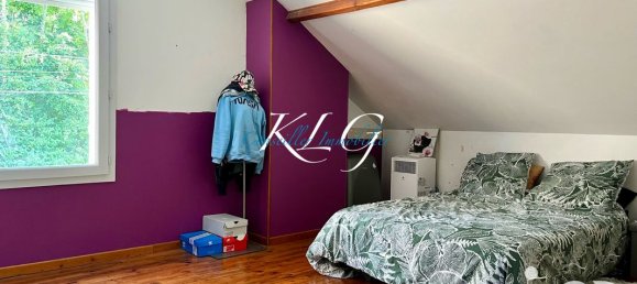 3 bedrooms House in Jouy, France No. 240229 7