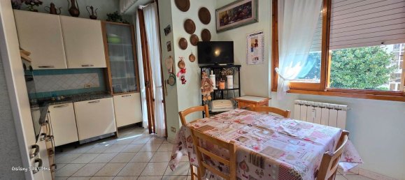 4 bedrooms Apartment in Florence, Italy No. 362771 13