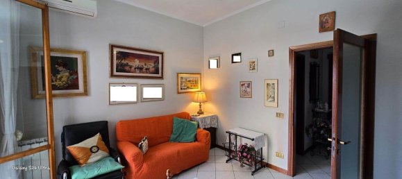 4 bedrooms Apartment in Florence, Italy No. 362771 3