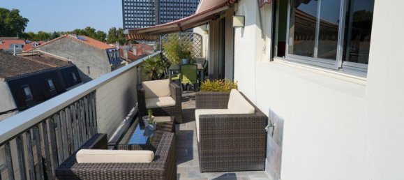 3 bedrooms Apartment in Bordeaux, France No. 335156 3