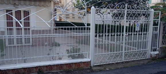 5 rooms Apartment in Minturno, Italy No. 33002 68