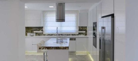 5 bedrooms House in Agios Tychonas, Cyprus No. 6549 11