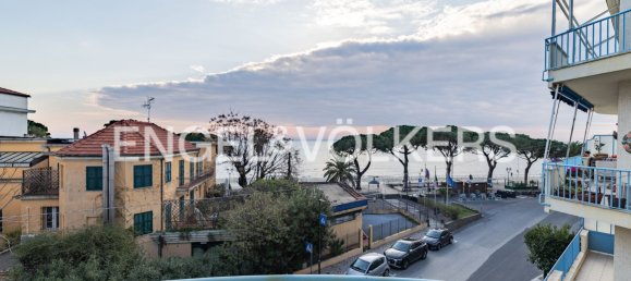 Apartamento de 3 divisões em Alassio, Italy N.º 126675 17