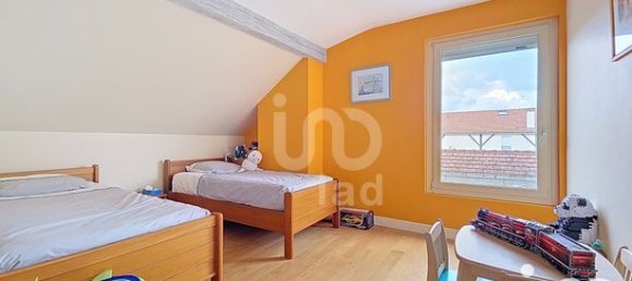 Дом с 5 спальнями в Осер, Франция № 310295 15