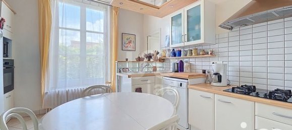 Дом с 5 спальнями в Осер, Франция № 310295 8