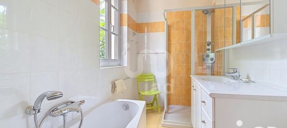 Дом с 5 спальнями в Осер, Франция № 310295 10