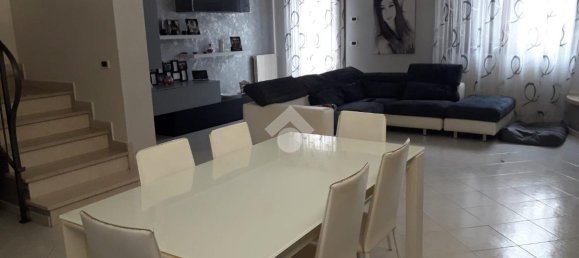 Casa de 5 habitaciónes en Comacchio, Italy No. 163902 6