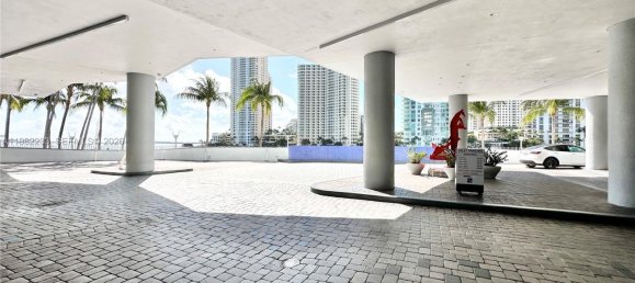 1 dormitorio propiedad comercial en venta en Miami, Miami-Dade, Florida, USA № 615285 13
