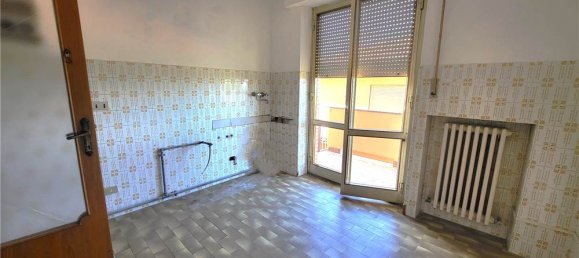 3 bedrooms Apartment in Porto Sant'Elpidio, Italy No. 289026 5