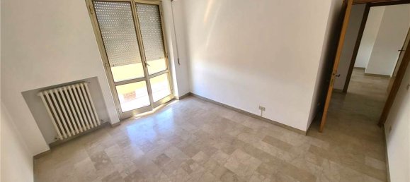 3 bedrooms Apartment in Porto Sant'Elpidio, Italy No. 289026 15