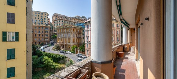 4 غرف نوم شقة في Genoa, Italy رقم 291797 9