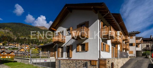 2 bedrooms Apartment in Inverno e Monteleone, Italy No. 131627 2