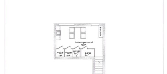 125m² Commercial property in Valence, France No. 202358 3