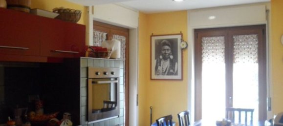 Apartamento de 4 dormitorios en Bracciano, Italy No. 310832 17