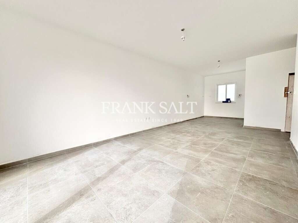 Квартира с 3 спальнями в Биркиркара, Мальта № 3030