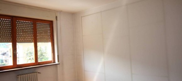 2 rooms Apartment in Quarona, Italy No. 111013 4