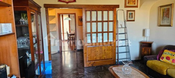 3 غرف نوم شقة في Scandicci, Italy رقم 214298 4