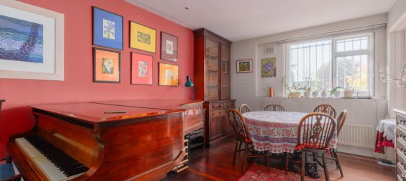 2 bedrooms Apartment in London, United Kingdom No. 13928 3