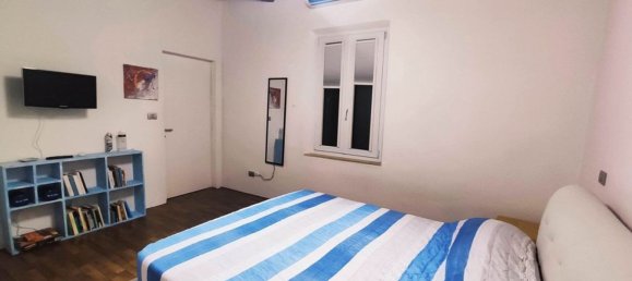 Apartamento de 4 habitaciónes en Foiano della Chiana, Italy No. 221803 10