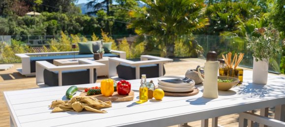 6 bedrooms Villa in Marseille, France No. 322523 8