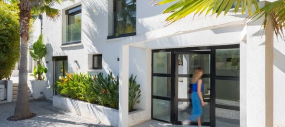 6 bedrooms Villa in Marseille, France No. 322523 4