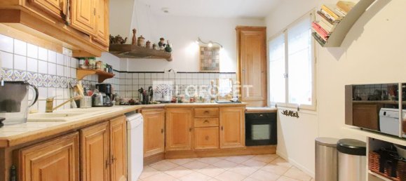 4 bedrooms House in Saint-Remy-les-Chevreuse, France No. 292730 5