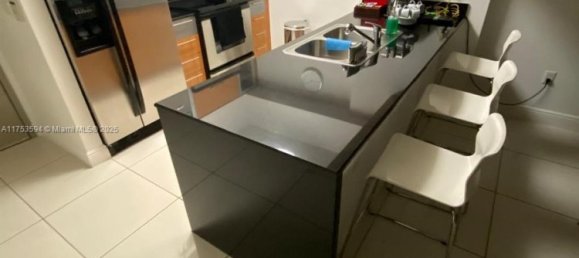 1 chambre propriété commerciale à vendre à Miami, Miami-Dade, Florida, USA № 614640 13