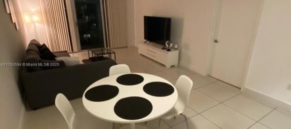 1 chambre propriété commerciale à vendre à Miami, Miami-Dade, Florida, USA № 614640 11