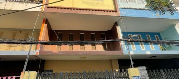 64m² Townhouse in District 7, Vietnam No. 9696 3