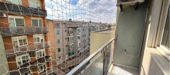 3-salle Appartement à Brindisi, Italy No. 29533 16