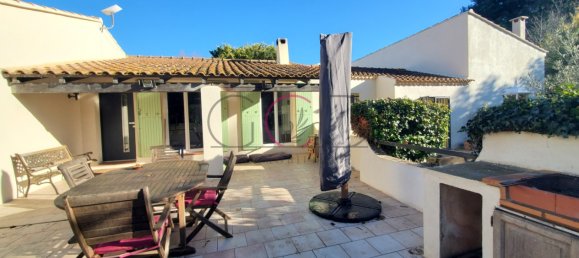 4 bedrooms Villa in Aix-en-Provence, France No. 345091 8