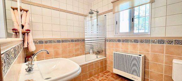 5 bedrooms Villa in Benimantell, Spain No. 4489 5